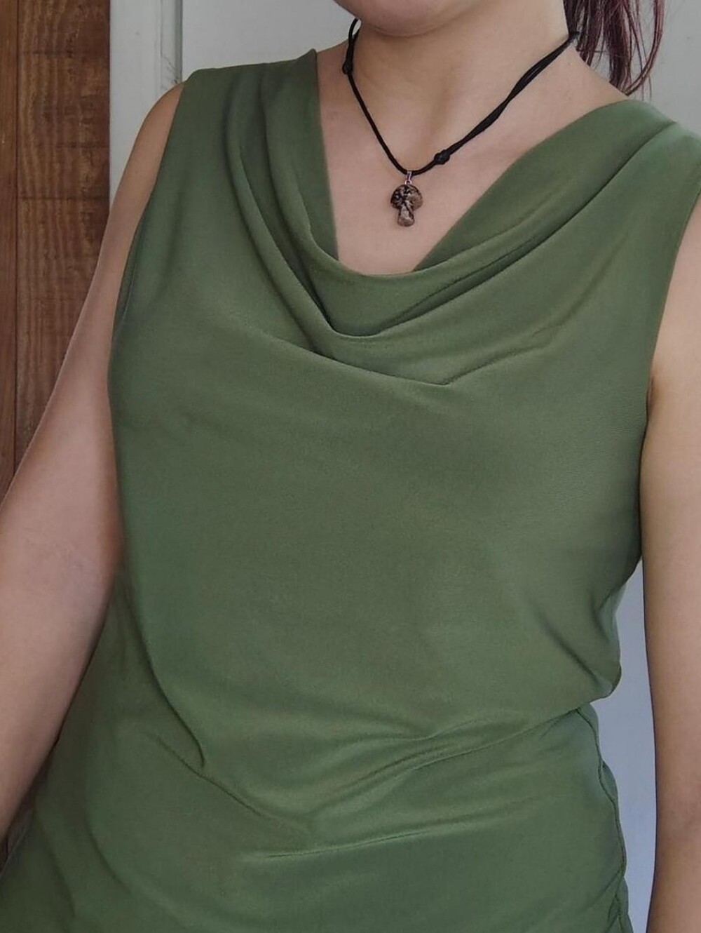 dark green sleeveless 90s style blouse with a ruched neckline - Picture 3 of 4